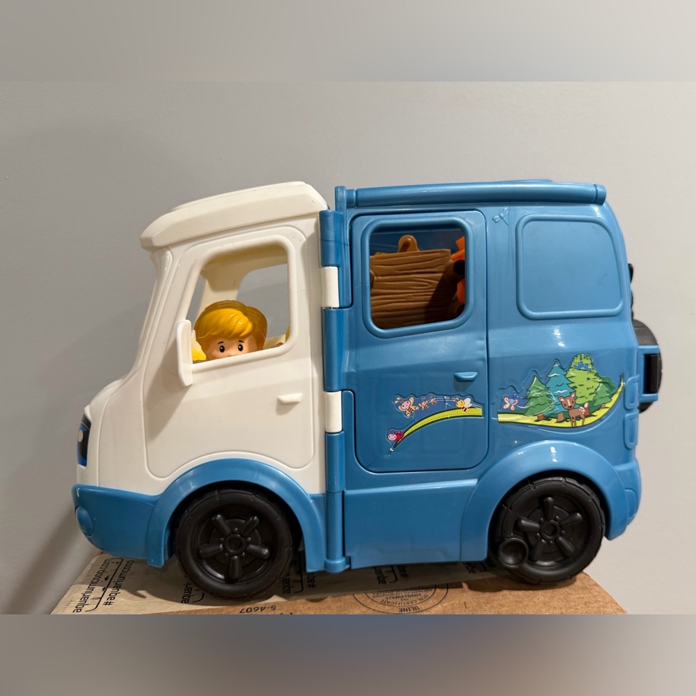 Fisher Price Little People Songs & Sounds Camper 2015